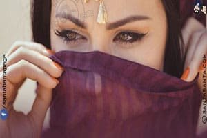 ulat de unke chehre se naqab