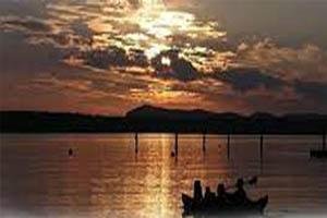 tum ho jab mere liye do jahan hai mere liye